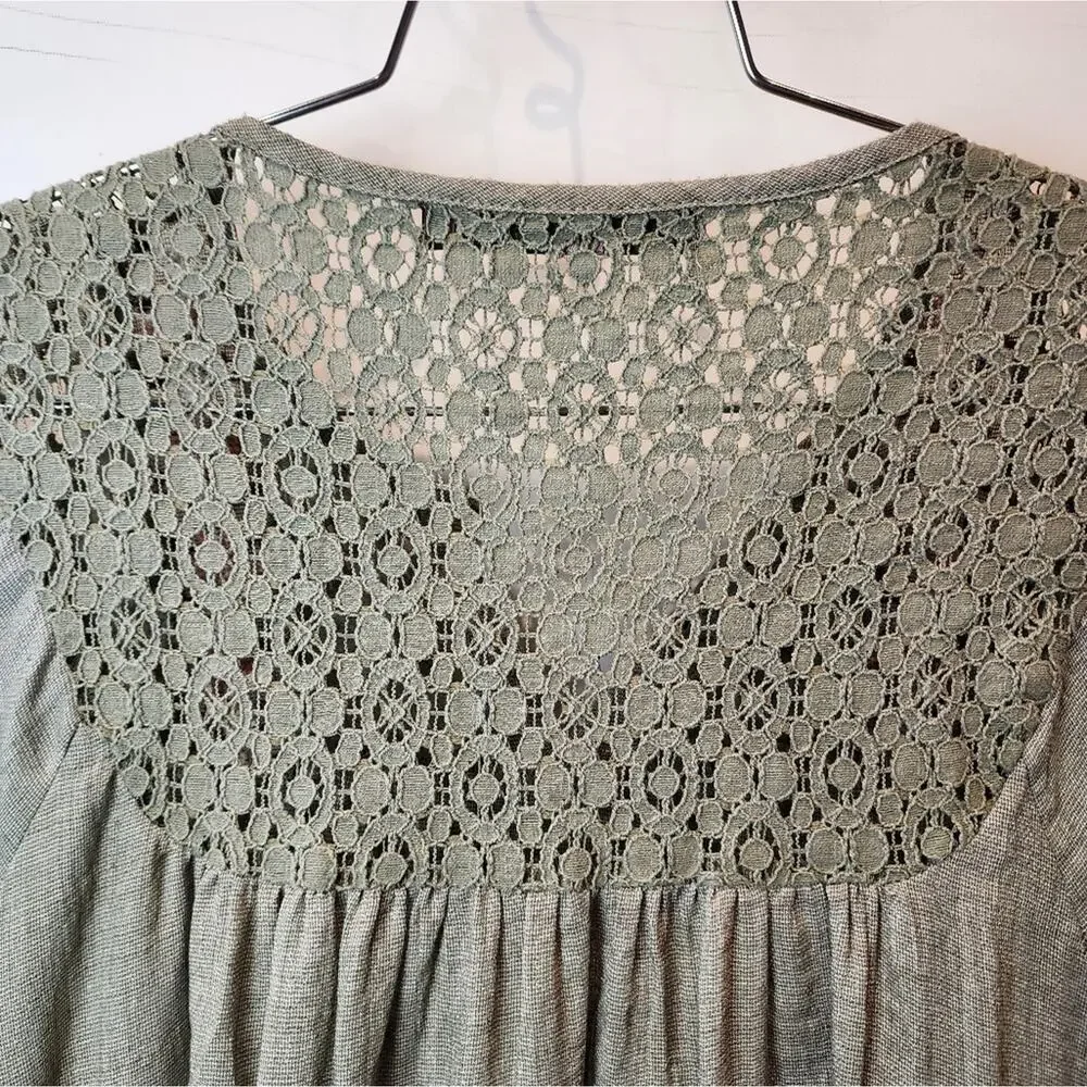 Hazel Green Boho Top Crochet Lace Style Boxy‎ Lifhtweight Gypsey Tunic L